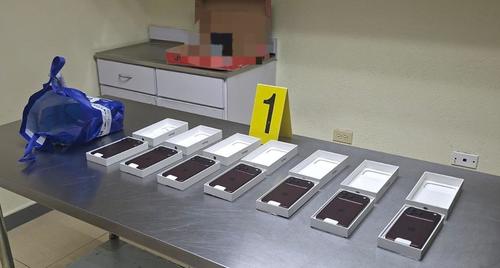 Los celulares fueron valorados en US$11,904.19, equivalente a Q90,963.51. (Foto: PNC)