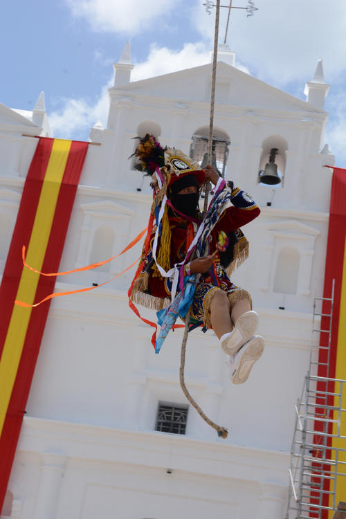El Palo Volador es uno de los atractivos culturales de Cubulco. (Foto: Leonel Vásquez)