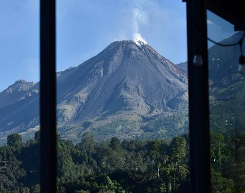 Desde Finca La Soledad se pueden apreciar los volcanes de Santa María y Santiaguito, cuando las condiciones del clima lo permiten. (Foto: fincalasoledad.gt)