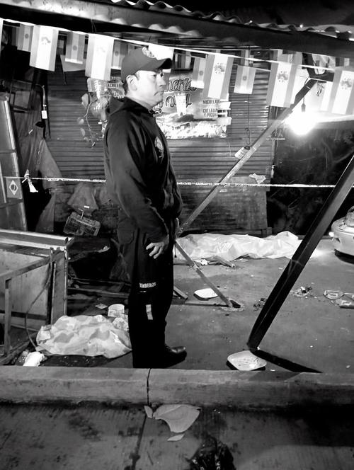 El cuerpo de la víctima quedó sobre el asfalto. (Foto: redes sociales)