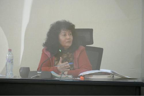 La jueza Jazmín Barrios preside el Tribunal de Mayor Riesgo A que conoce el juicio contra Kevin Castellanos Rosales, señalado del delito de terrorismo. (Foto: Wilder López/Soy502)