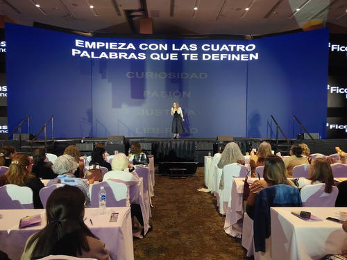 Cámara de Comercio, Congreso, mujeres, líderes, emprendedoras, liderazgo,Guatemala, Soy502