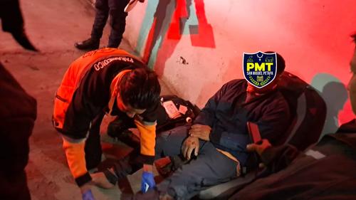 Un accidente en Los Álamos dejó a una persona con fractura expuesta. (Foto: PMT Petapa)