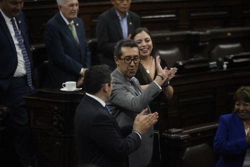 Menkos fue electo como diputado, pero el Gobierno le pidió ser ministro de Finanzas Públicas en 2024. (Foto: Archivo/Soy502)