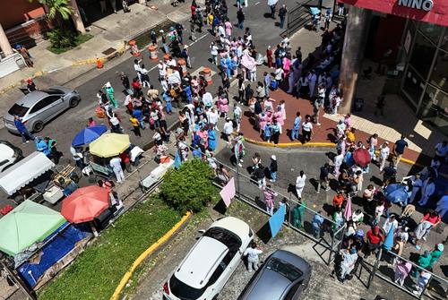 Miles de personas pasaron momentos de pánico durante el terremoto. (Foto: AFP)