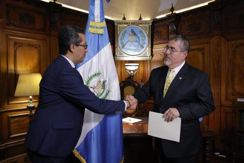 Jonathan Menkos, Banco de Guatemala, Corte de Constitucionalidad, Bernardo Arévalo, Ministerio de Finanzas, Congreso de la República, crisis política, designación del Banguat, 02