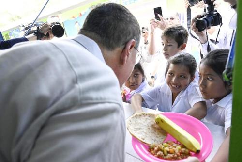 Expertos consideran necesario evaluar la eficiencia del gasto público destinado a alimentación de la niñez y privados de libertad. (Foto: Archivo/Soy502)