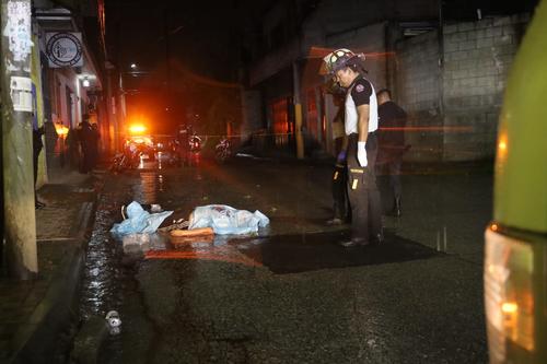 Un hombre de aproximadamente 30 años murió tras un ataque armado en Jocotales. (Foto: Bomberos Voluntarios)