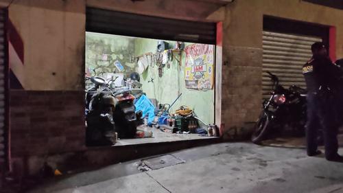 Las víctimas fueron atacadas en un taller de motocicletas. (Foto: CVB)