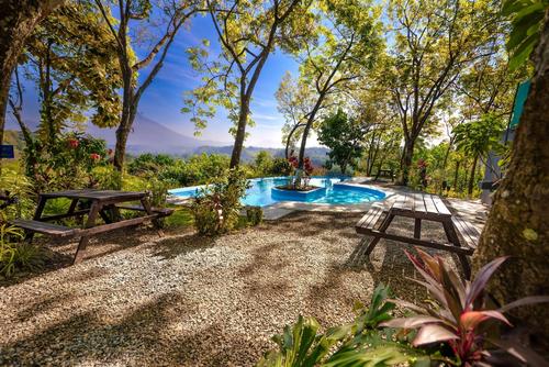 Sus instalaciones invitan a refrescarse con un chapuzón. (Foto: Finca Montecristo gt)