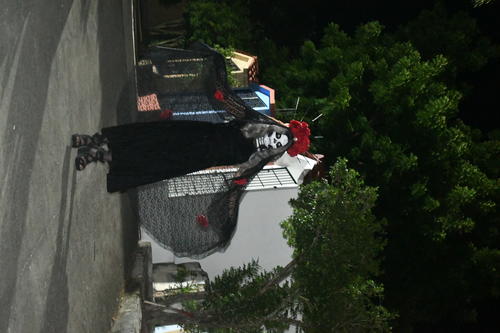 Es espectro deambula por el Cementerio General. (Foto: Carlos Monroy)