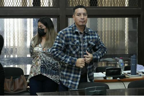 Edy Vásquez Rabanales, jefe de la subestación policial de San Andrés Itzapa, Chimaltenango, es señalado del delito de ejeución extrajudicial por el que el MP pidió 60 años de prisión. (Foto: Wilder López/Soy502)