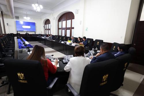 El MAGA plantea fortalecer la asistencia alimentaria, el riego y el manejo del agua ante la sequía. (Foto: Organismo Legislativo)