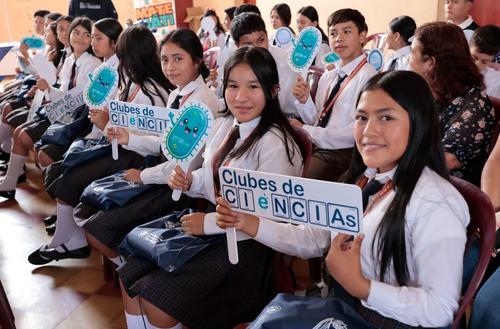 El robot fue presentado en una actividad de Clubes de Ciencia, un programa que busca despertar el interés por la tecnología en los más pequeños. (Foto: Cortesía Clubes de Ciencia)