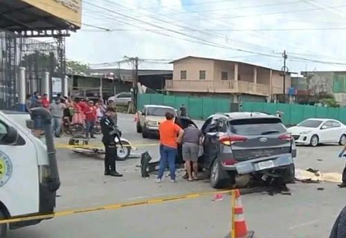 La conductora del vehículo resultó con crisis nerviosa. (Foto: redes sociales)