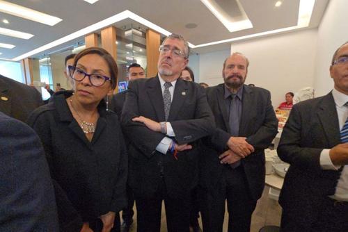 Bernardo Arévalo, Juan Francisco Solórzano Foppa, La Ronda, crisis gubernamental, Rubén Hidalgo, Incep, Secretaría de Comunicaci