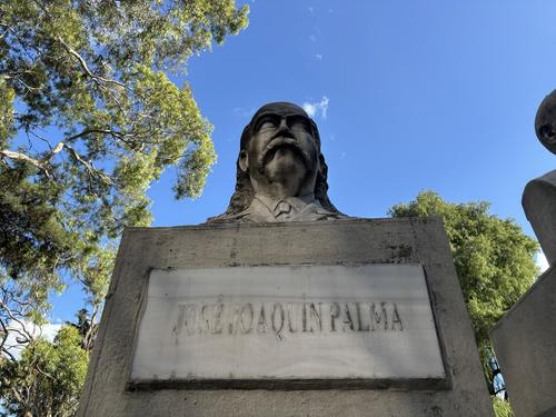 Los bustos representan el legado artístico de dos figuras fundamentales de la historia nacional. (Foto: Alejandra Sánchez)