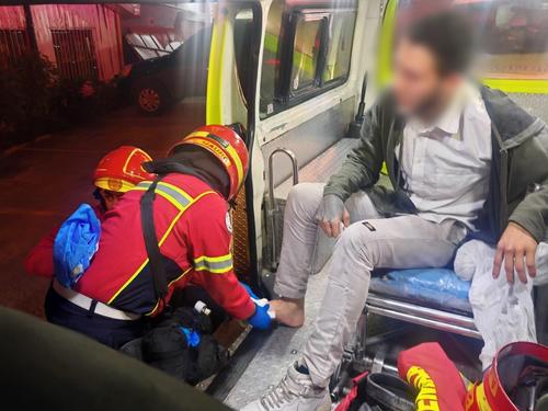 El primer ataque dejo a un hombre herido en el pie derecho. (Foto: Bomberos Municipales)