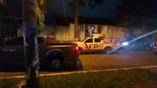 Las autoridades estuvieron realizando las diligencias durante varias horas en el instituto. (Foto: José Luis Pos/Colaborador)