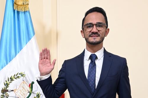 Corte de Constitucionalidad, José de la Peña, Empornac, Santo Tomás de Castilla, Junta Directiva, Bernardo Arévalo, puertos de Guatemala, resolución judicial, 02