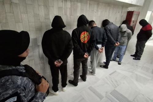 Siete agentes de la PNC son acusados de irregularidades en la detención de los hermanos Choc Toz, en el caso Foppa. (Foto: Wilder López/Soy502)