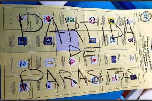 El voto nulo y el empadronamiento automático también figuran entre las reformas pendientes. (Foto: Archivo/Soy502)