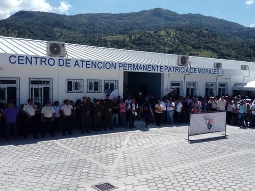 En el centro de salud te pedirán algunos documentos personales para brindarte la tarjeta. (Foto: MSPAS)