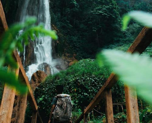 La catarata El Salto de Xochelá se encuentra rodeada de bosque nuboso. (Foto: @abner_manases.98)