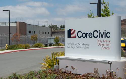La empresa CoreCivic, que administra el centro de detención donde murió el guatemalteco, expresó sus condolencias. (Foto: CoreCivic)