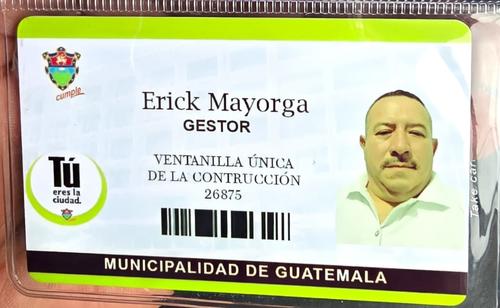 Uno de los documentos localizados durante la captura del hombre. (Foto: PNC)