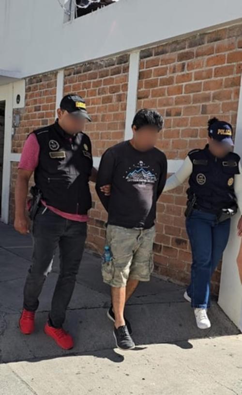 Los hermanos Arana Cabrera son capturados acusados de violación. (Foto: Élfego Escobar/ Colaborador)