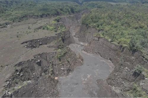 Volcán de Fuego, Insivumeh, lahares, CIV, CA-2 Occidente, Ruta Nacional 14, Covial, infraestructura vial, 02
