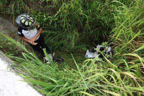 El cuerpo fue encontrado a un costado de la carretera. (Foto: CVB)