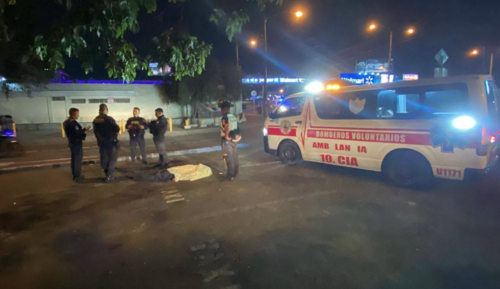 El paciente fue atendido el día de ayer 3 de septiembre en emergencia de adultos y tras unas horas, decidió salir del lugar. (Foto: RRSS)