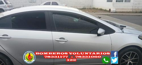 (Foto vía: Bomberos Voluntarios)