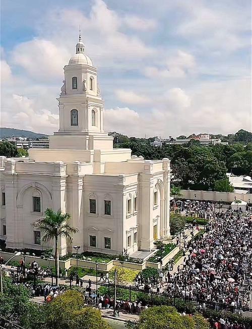 Templo Miraflores, puertas abiertas, visitantes, Guatemala, Soy502, noticias 1