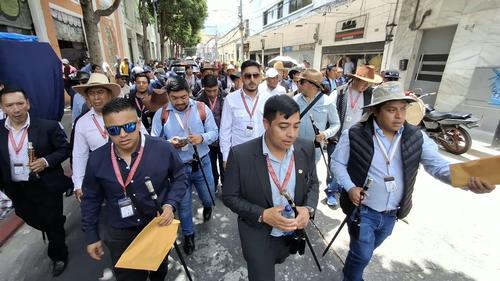 Eduardo Tax también pide fiscalización de los recursos que se destinen para atender la crisis de combustibles. (Foto: Wilder López/Soy502)