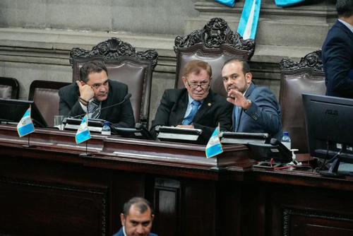 El diputado Luis Contreras confirmó que existen consensos entre los jefes de bloque sobre los combustibles. (Foto: Wilder López/Soy502)