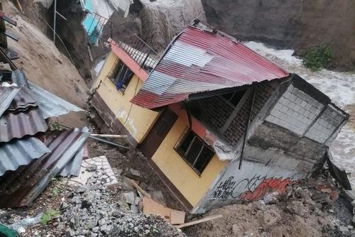 En junio una vivienda colapsó de igual manera tras intensas lluvias. (Foto: Archivo/Soy502)