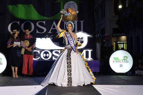 Las reinas de los 22 departamentos del país dirán presente en el tradicional desfile de carrozas. (Foto: Erick Colop/Colaborador)