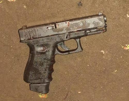 Arma de fuego que fue localizada en la escena. (Foto: PNC)
