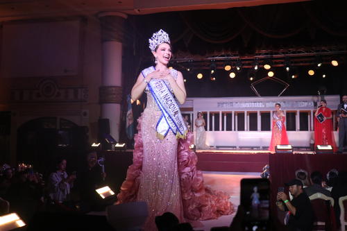 La nueva Reina Nacional fue recibida con aplausos tras conocer el resultado. (Foto: Leslie de León)