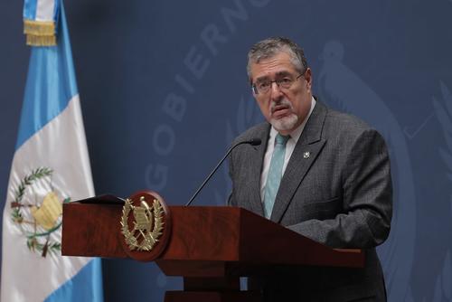 Bernardo Arévalo, combustibles, diésel, gasolina, Congreso de la República, precios máximos, MEM, DIACO, 03