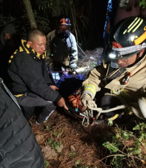 La familia se accidentó cuando regresaban de actividades de independencia. (Foto: Jose García)