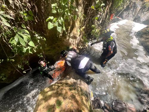 El hombre había estado desaparecido luego de haber caído al río de aguas residuales. (Foto: CVB)