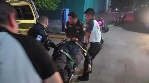 El agente fue trasladado con vida a un centro asistencial, pero posteriormente murió. (Foto: Surama Rodas)