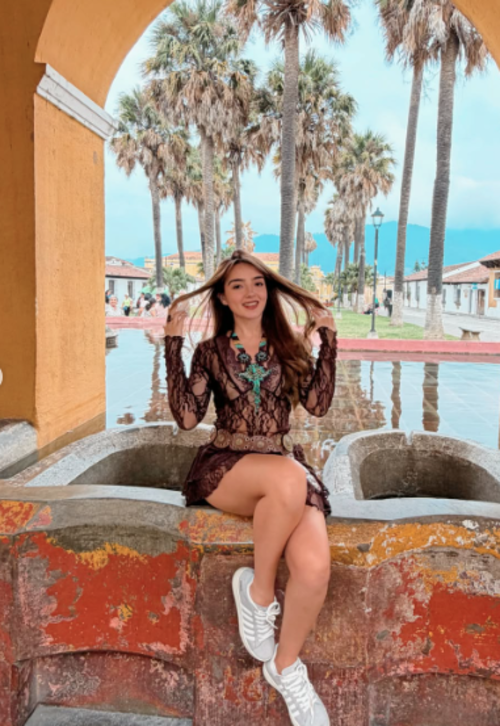 Elaine Haro, visita, antigua, guatemala, soy502, noticias 3