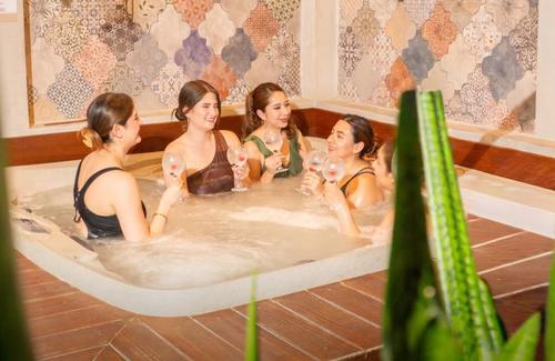 El jacuzzi es una de las principales atracciones para los turistas. (Foto: Las Cumbres)