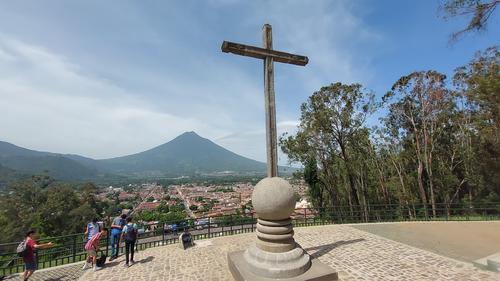 La Cruz se encarga de custodiar la Ciudad Colonial desde 1930. (Foto: Miguel López)