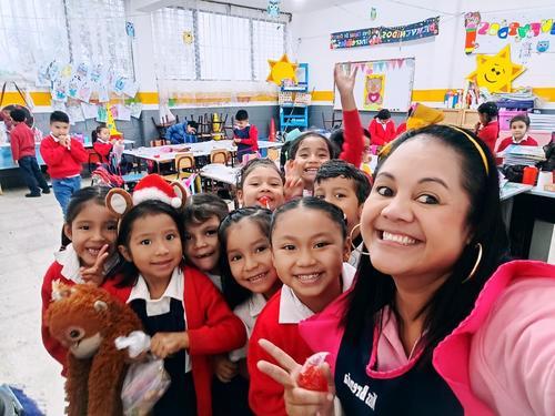 Brenda Donis, Premio Lider Docentes 2.0, Iberoamerica, guatemala, soy502, noticias 2